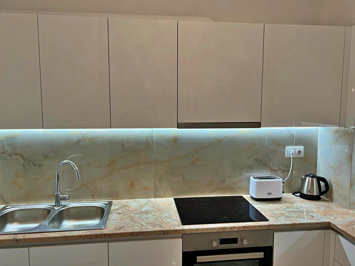 Apollonion Luxury Apartment Near The Metro Station Athena Bagian luar foto