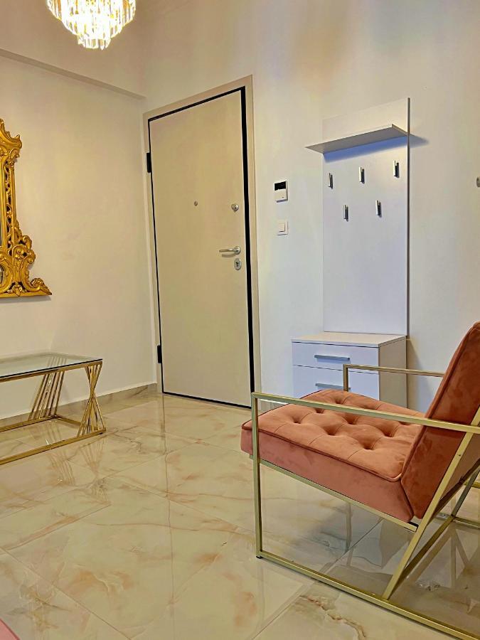 Apollonion Luxury Apartment Near The Metro Station Athena Bagian luar foto